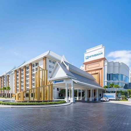 Hotel Wyndham Jomtien Pattaya Na Chom Thian Exterior foto